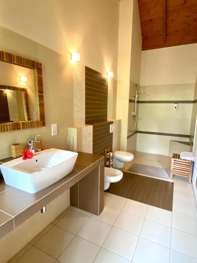 Waterfall Accomodation Port Glaud Ngoại thất bức ảnh
