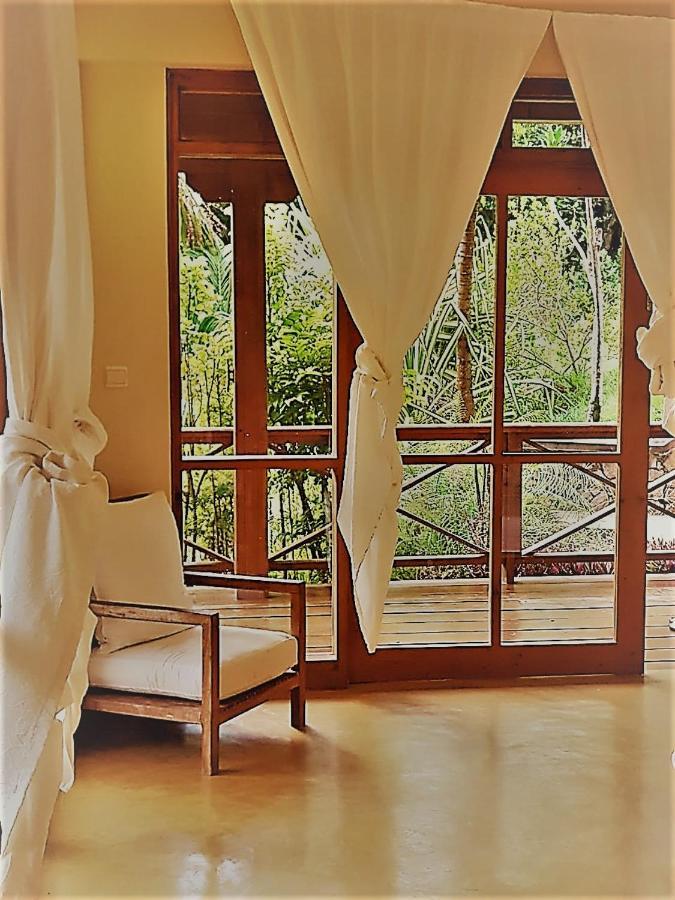 Waterfall Accomodation Port Glaud Ngoại thất bức ảnh