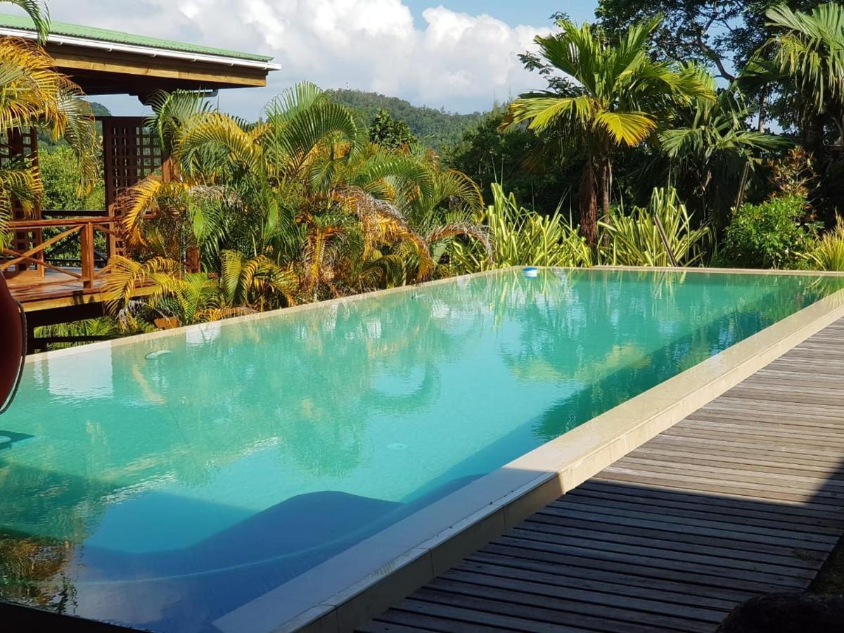 Waterfall Accomodation Port Glaud Ngoại thất bức ảnh